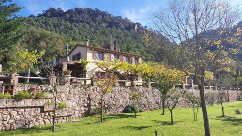 Prenafeta House | La Calma Montblanc Prenafeta