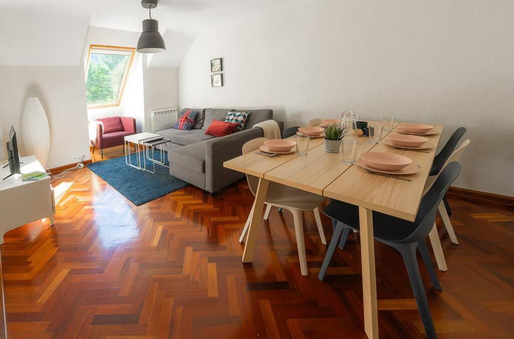 Canfranc-Estacion Apartment | La Campa