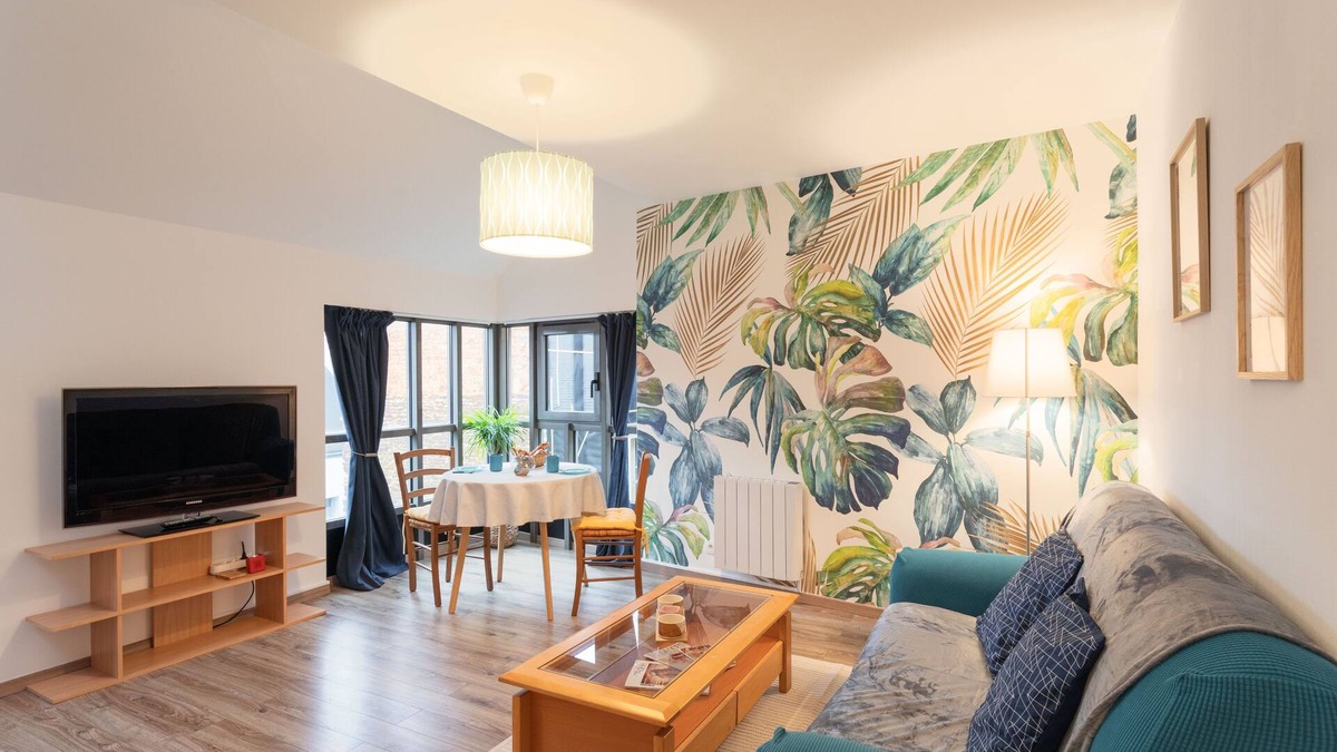 Dinan - Saint-Malo Apartment | La Canopée Urbaine - Apt centre-ville avec parking