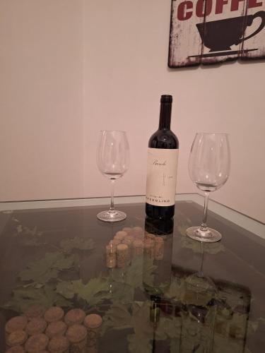 Piazza-Tralia-Pendolo Apartment | La Cantina di Alba & Tramonto