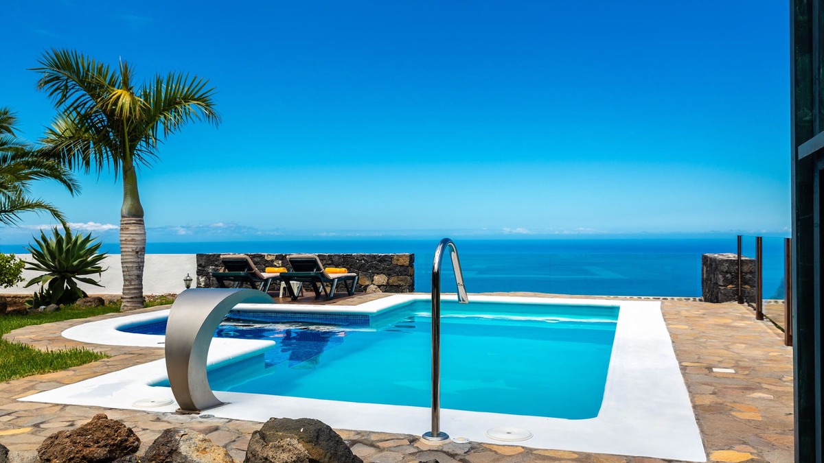 Arecida Cottage | La Capellana Rural House with private heated pool, sauna and sea view
