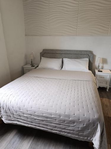 Deaux Bed & Breakfast | La Capitelle , Chambre double indépendante avec piscine