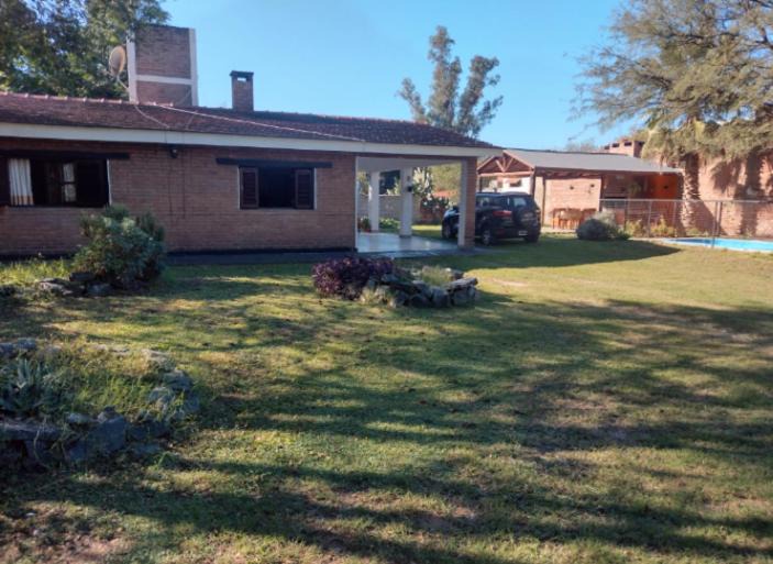 Villa Anisacate House | LA CASA