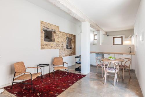 Sagunto House | La Casa Baja