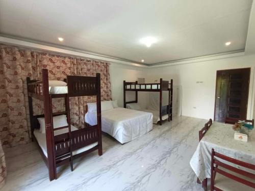 Indang House | La Casa Cita