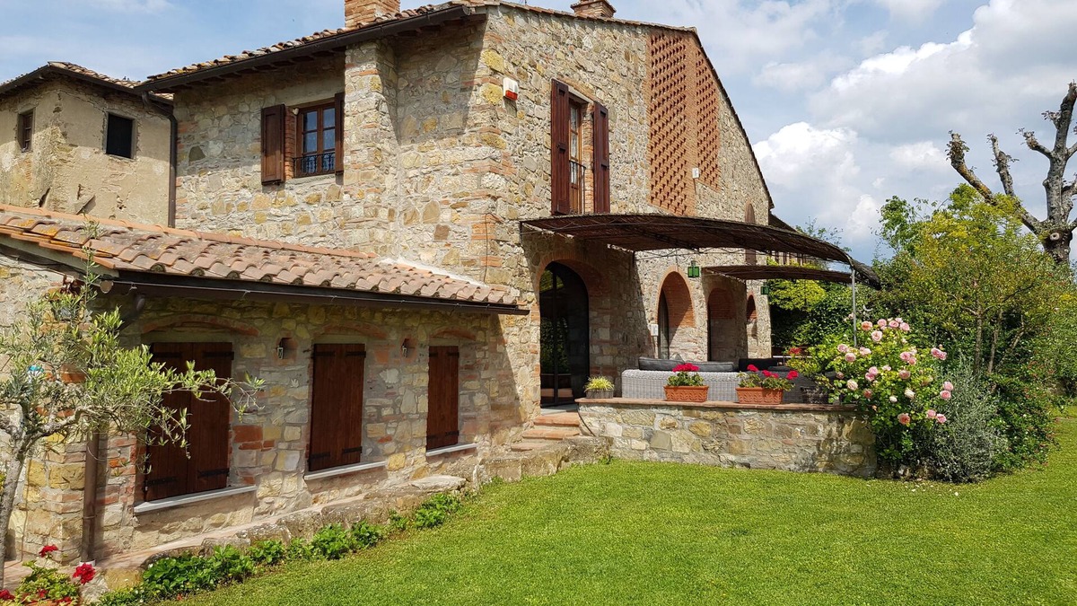 San Filippo Villa | LA CASA DI MANUELA, Chianti Villa JACUZZI between Florence and San Gimignano