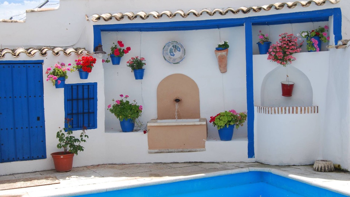Campo-Nubes Cottage | La Casa de Camponubes for 10 people