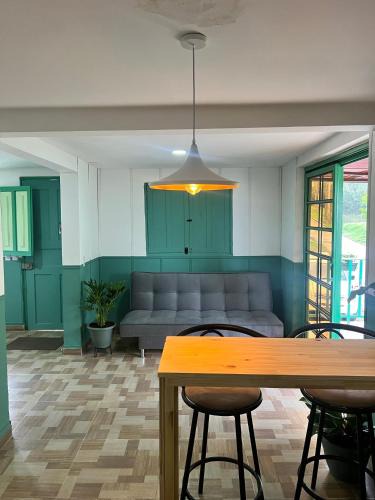 Filandia House | La Casa de colour Filandia, Quindio