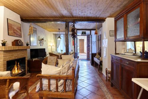 Hornos House | La Casa De La Abuela Clotilde