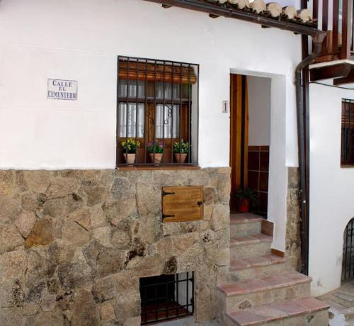 Pedro Bernardo Apartment | La casa de la Golondrina