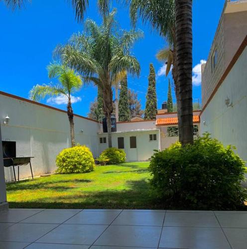 Ixmiquilpan House | La Casa de las Palmas