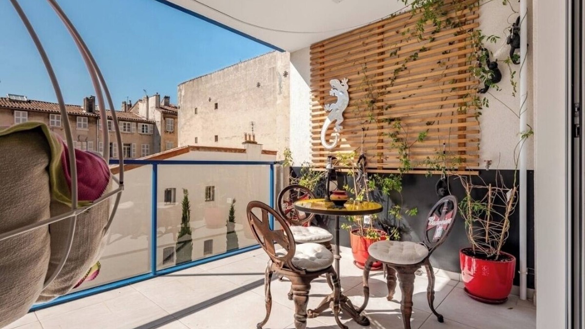 Notre-Dame du Mont Apartment | La Casa de Marseille