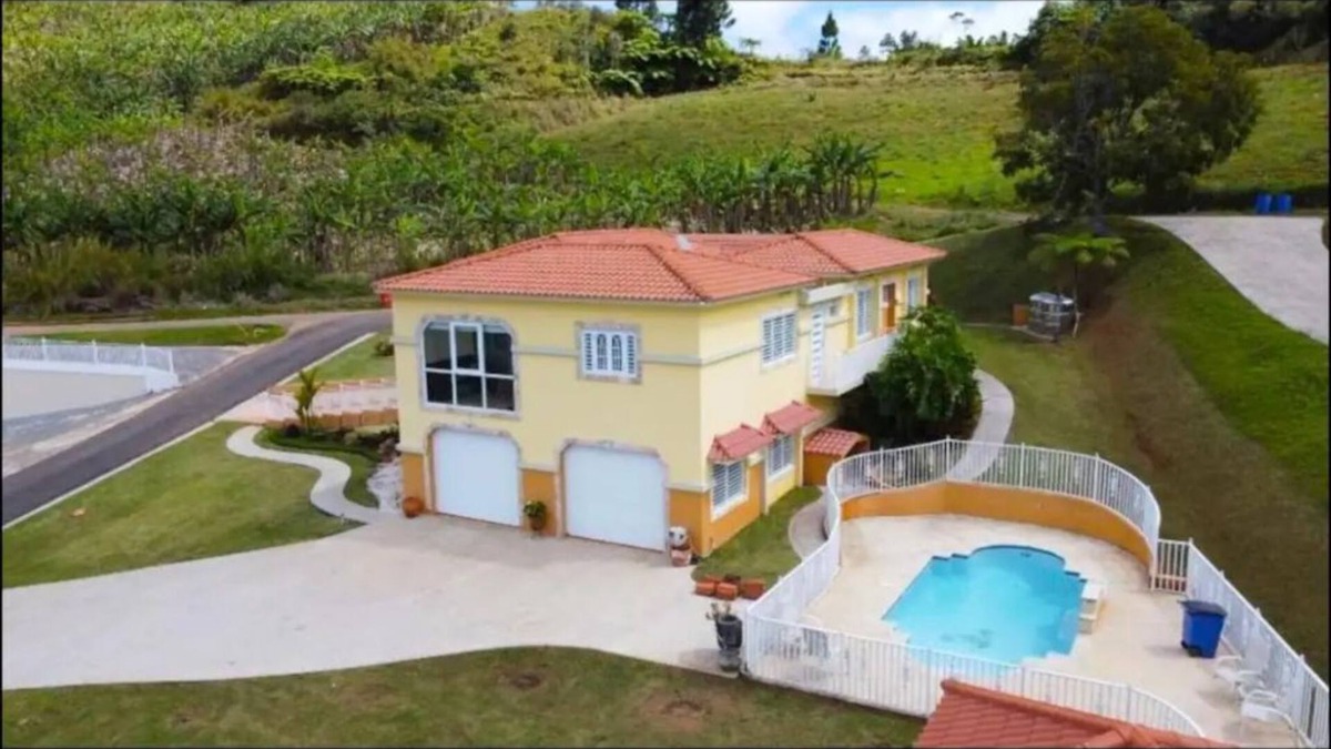 Barranquitas Cottage | La Casa de Tío Unique Cottage to escape & relax!