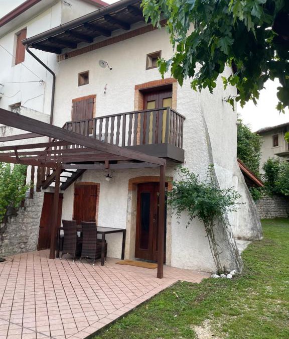 Castello d'Aviano Apartment | La casa della nonna