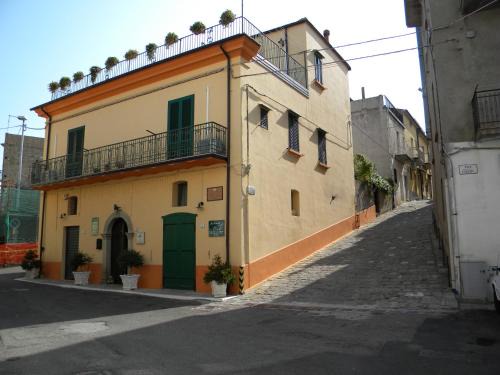 Aliano Bed & Breakfast | La Casa dellAmericano - Casa d'epoca anni '30