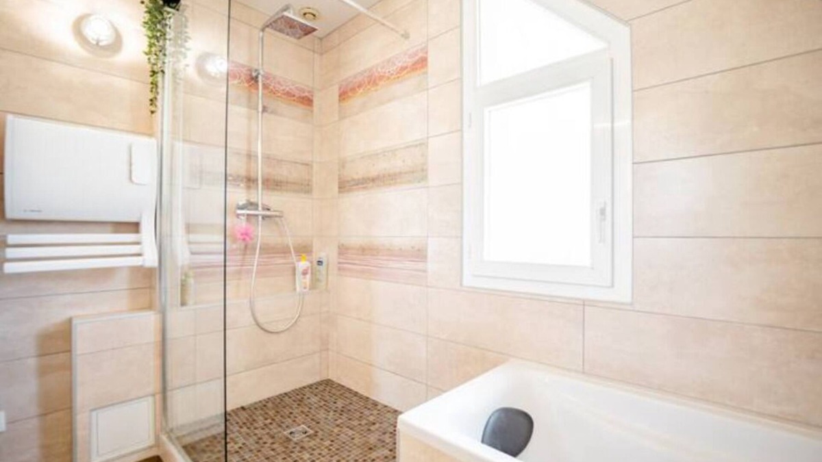 Ousse Bed & Breakfast | La Casa des Augas 3-bedroom rental on the first floor of our house