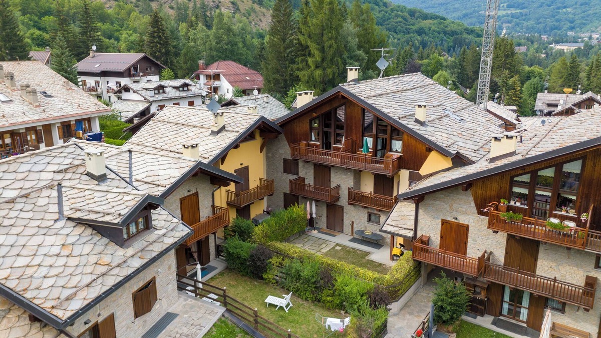 Bardonecchia Apartment | La Casa di Camus, Bardonecchia, Italy