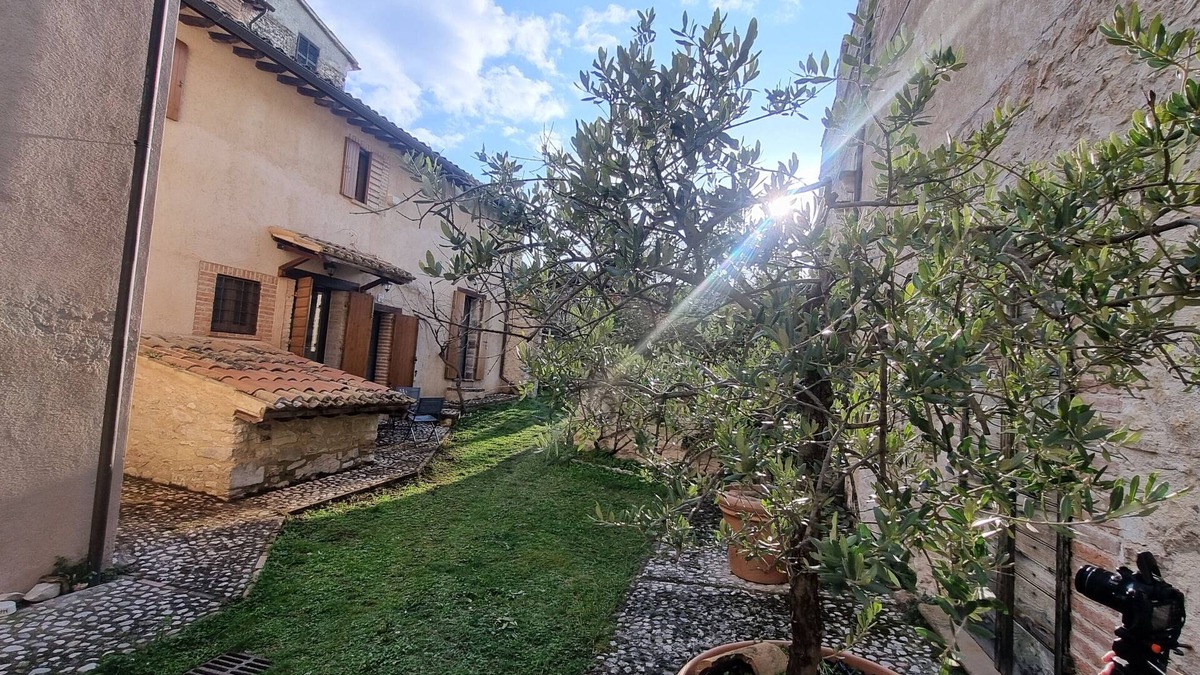 Bovara Bed & Breakfast | La Casa di Lucapietro Bellissimo Chalet nel Cuore Dell'umbria Vicino a Spoleto