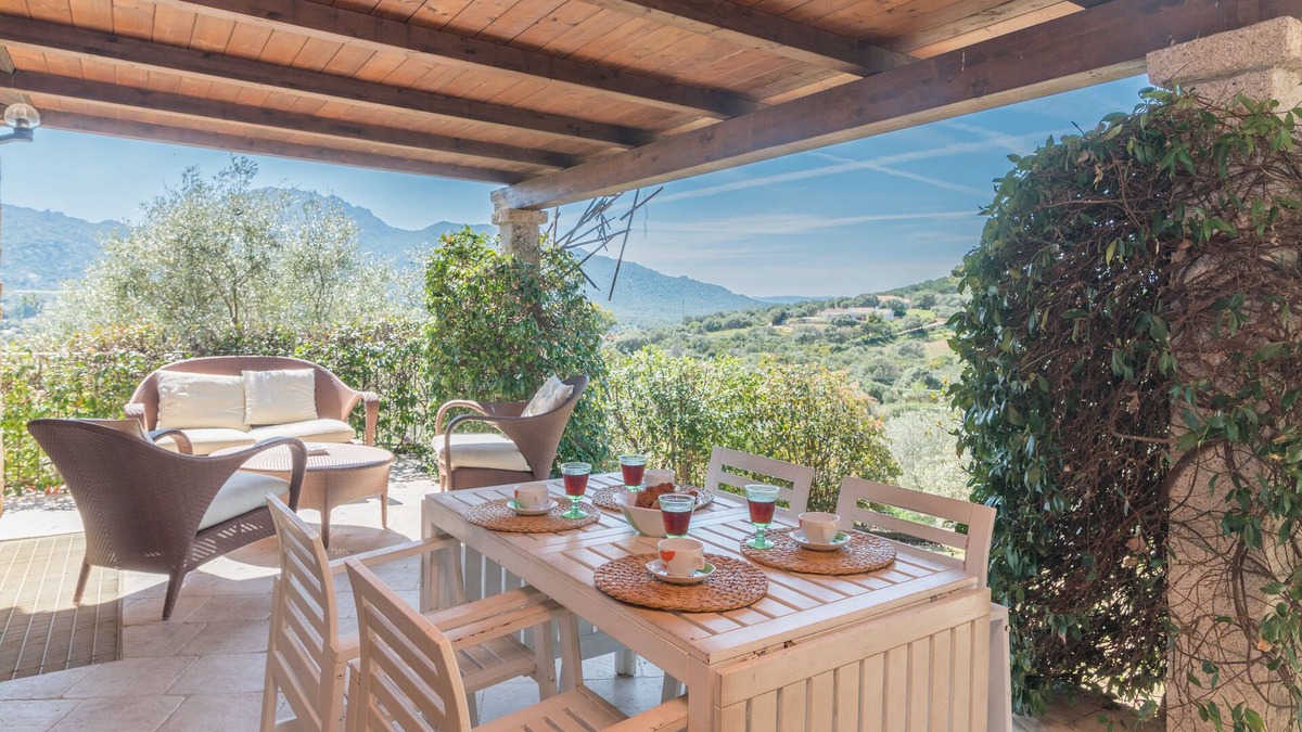 Rudalza Villa | La Casa Di Mirella 4Km From The Beach, Golfo Aranci, Italy