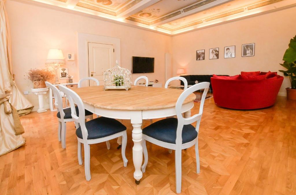 Pisa City Centre Apartment | LA CASA DI MONIC
