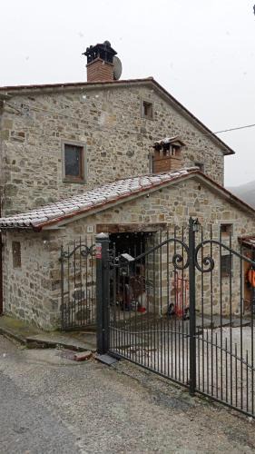 Pieve Santo Stefano Apartment | La casa di Piero
