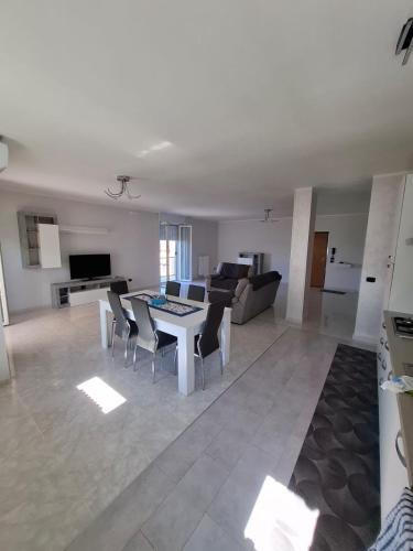 Poggio Imperiale Apartment | La casa di Pina