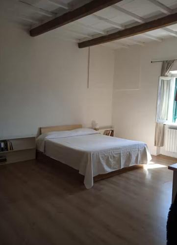 Pomaia House | la Casa di Pomaia la Stanza Bianca