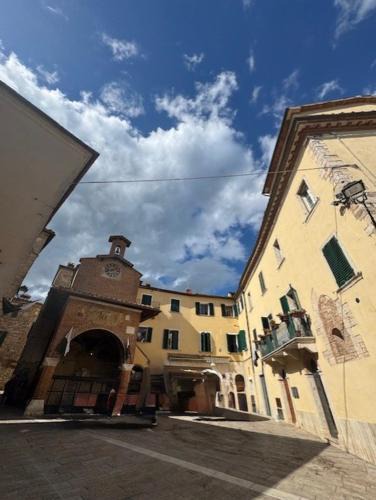 Serre di Rapolano Apartment | La Casa in Piazza
