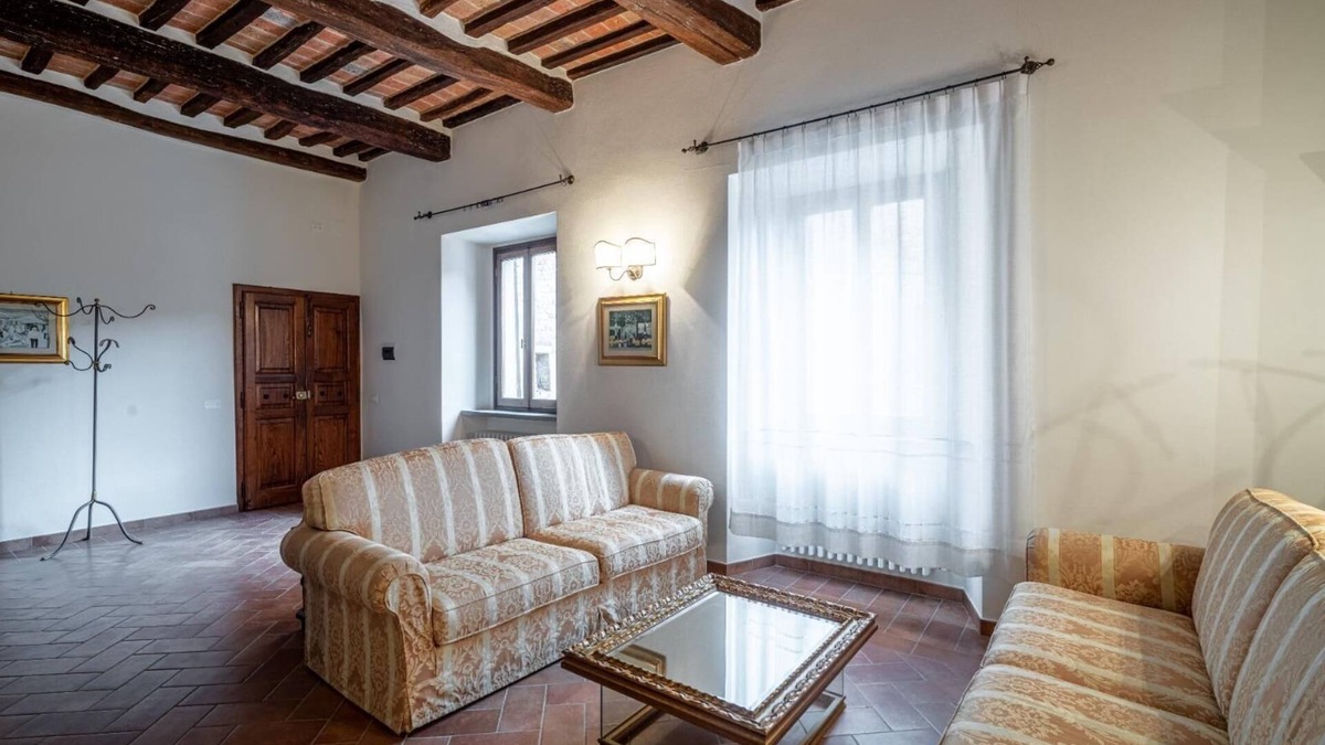 Panicale House | LA CASA IN PIAZZA