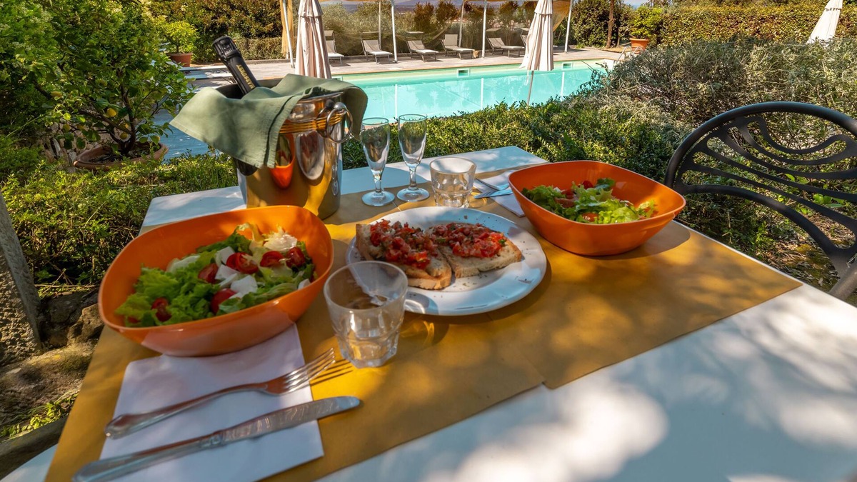 Lamporecchio Bed & Breakfast | La Casa Medioevale B&B