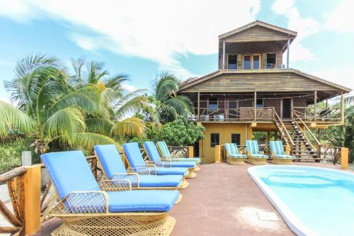 Boca Ciega House | La Casa Pura Vida