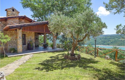 Perito House | La Casa Sul Lago