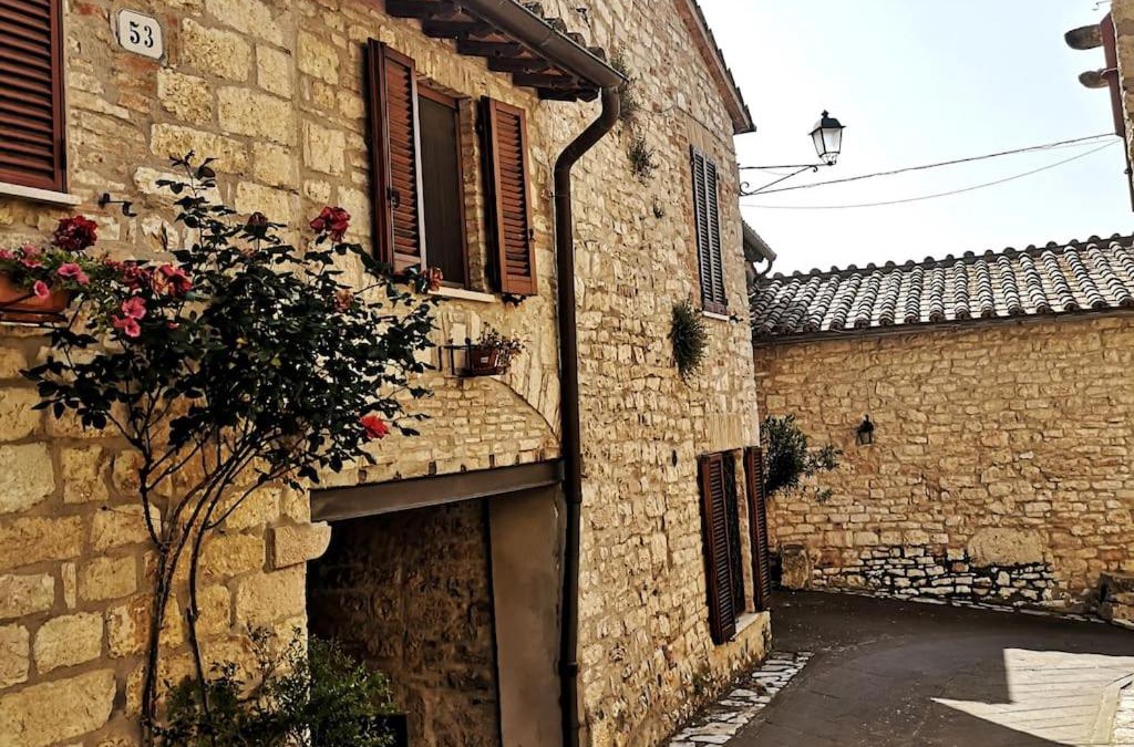 Corciano House | La Casa sull'Archetto
