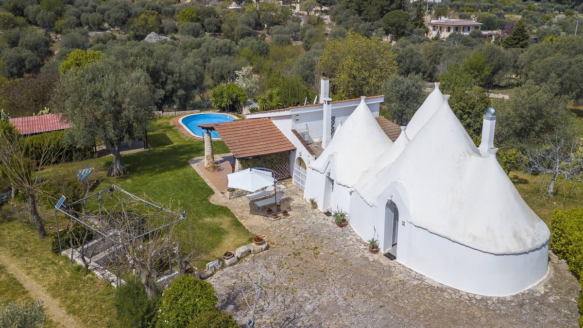 Cozzana House | La Casa Sulla Roccia Trulli Pool, Monopoli, Italy