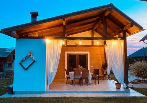 Baia-Sprie Ski Chalet | La Casetta - O întreagă căsuță ca în povești