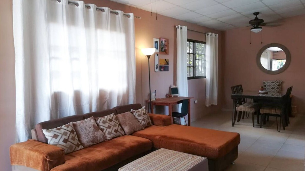 San Juan Bautista House | La Casita Amarilla, A Small Two Bedroom Home