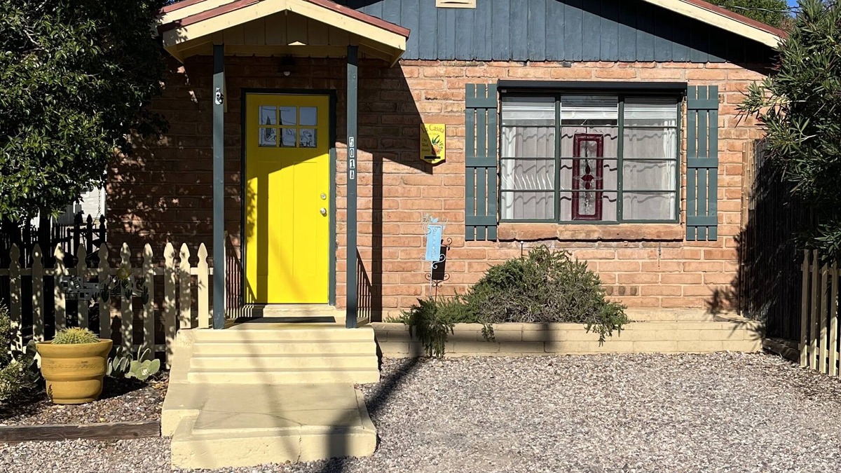 Bisbee House | LA CASITA: Charm/Privacy, Stunning Patio, pet friendly