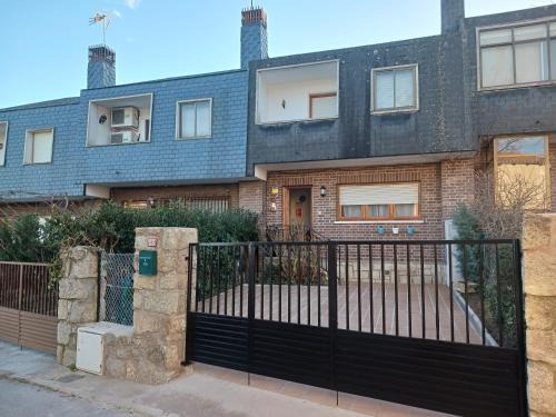 Cabanillas de la Sierra House | La Casita de Cabanillas. Cabanillas de la Sierra.