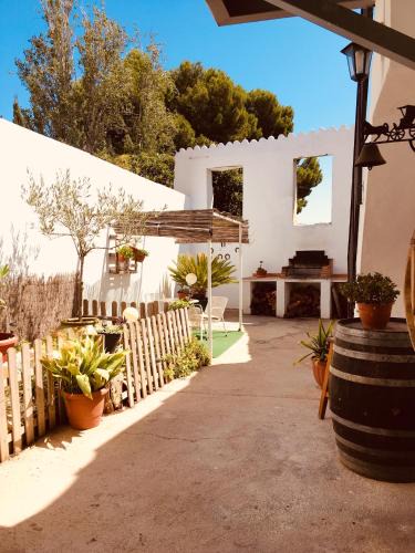 Macastre House | La casita Santa Bárbara