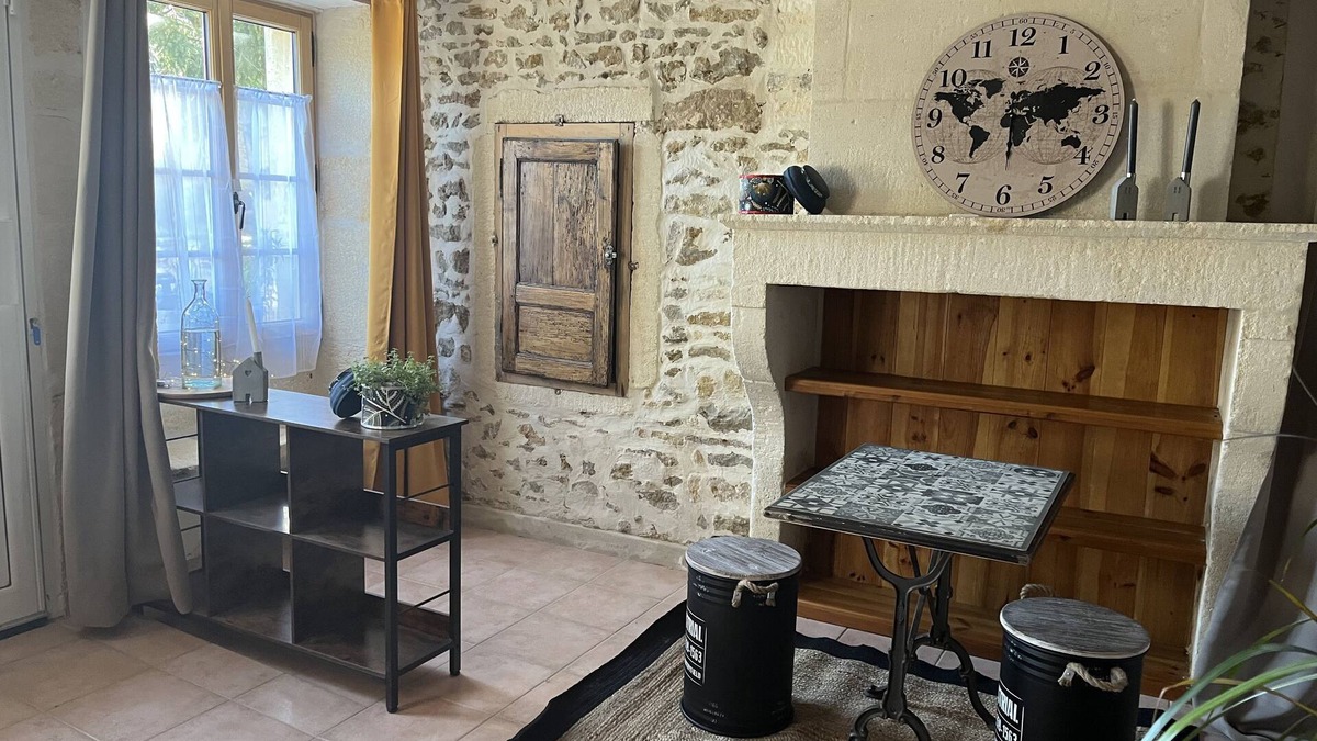 Saint-Savinien Cottage | "La Cassine"