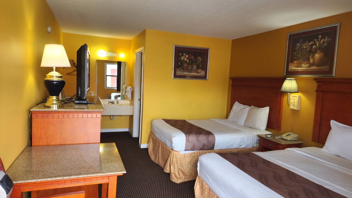 La Center Hotel | La Center Motel