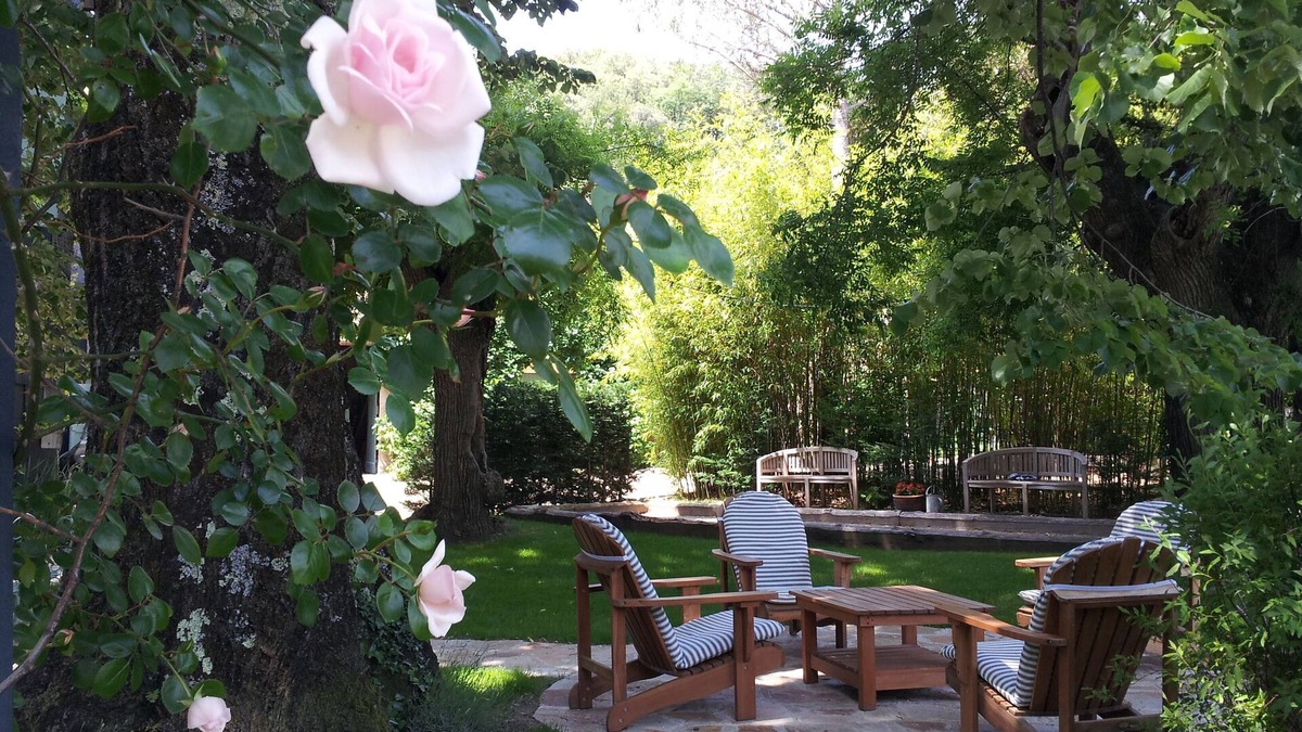 Riols Bed & Breakfast | La Cerisaie