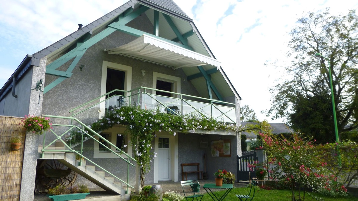 Igon Apartment | "La Chênaie" independent gîte