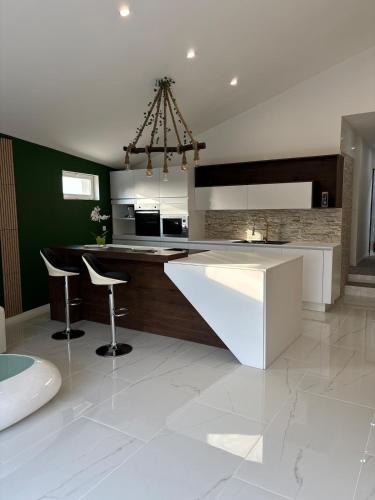 Belval-sous-Chatillon Apartment | La Champoternoise