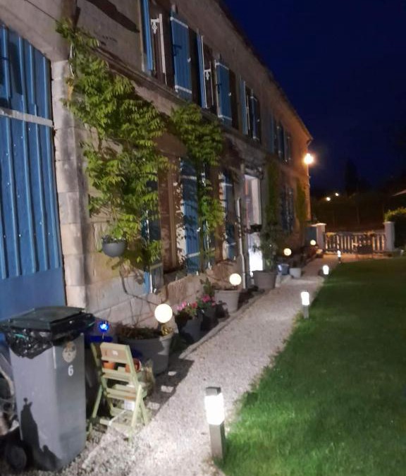Saint-Leger Bed & Breakfast | La Charentaise des Lilas