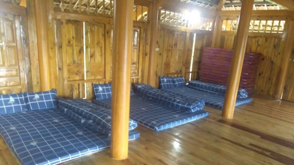 Hoang Su Phi Hostel | La Chi Minority's Old Village Homestay Hostel