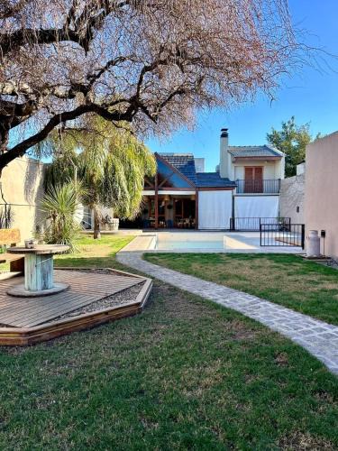 Olavarria House | La Churrasquera