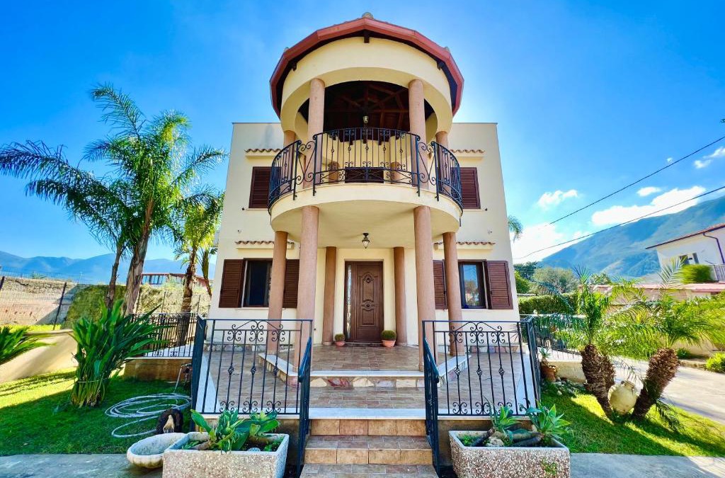 Villa Grazia di Carini Apartment | La Cinisara