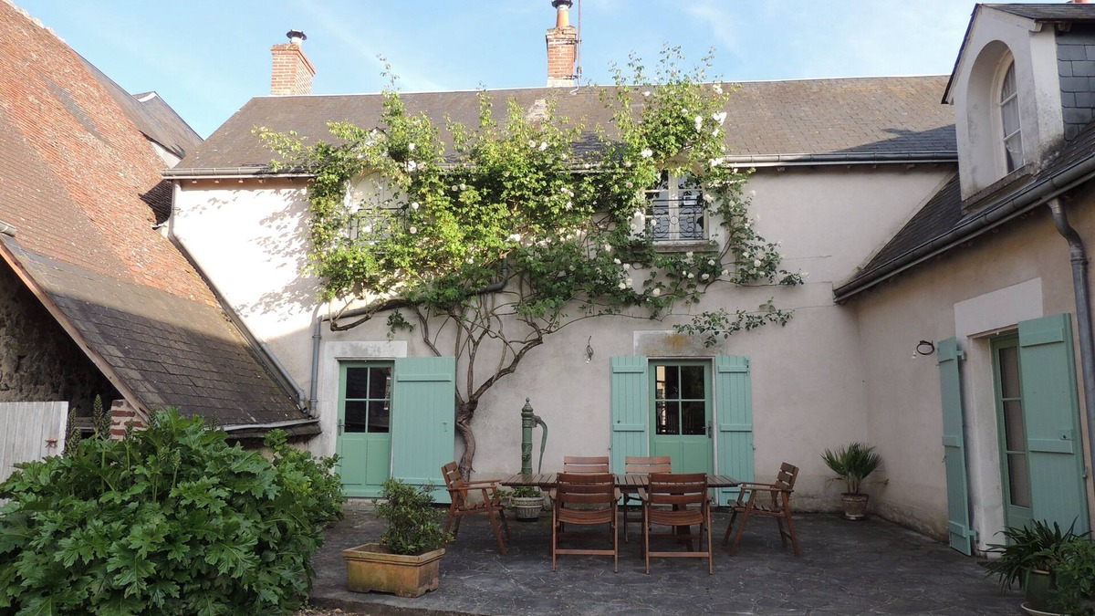 Chambon-sur-Cisse House | LA CLOSERIE DU PRIEURE GRANDE MAISON IN THE HEART OF THE LOIRE CASTLES