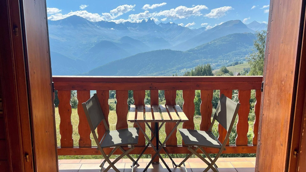 Jarrier Apartment | La Cochette, Appartement Dans un Chalet en Pleine Nature